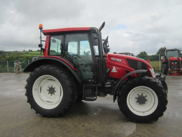 VALTRA N113 HITECH 5 - 2015 - Image 4